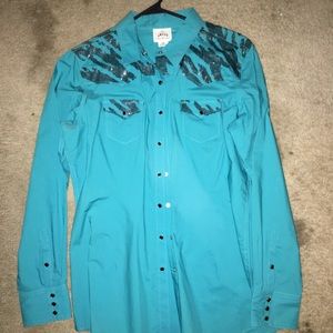 Ariat buttondown. Rodeo wear 😘